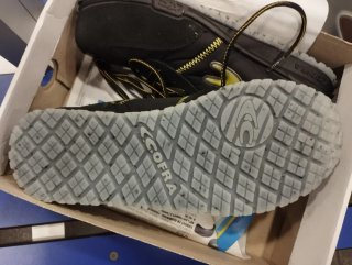 Zapatos de trabajo Cofra Talla 43