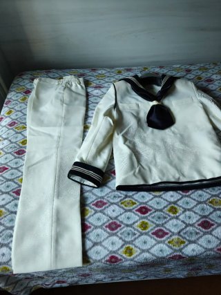 Traje de comunión estilo marinero