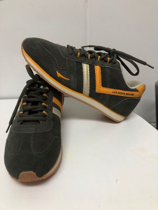 Zapatillas “41” GrassLand