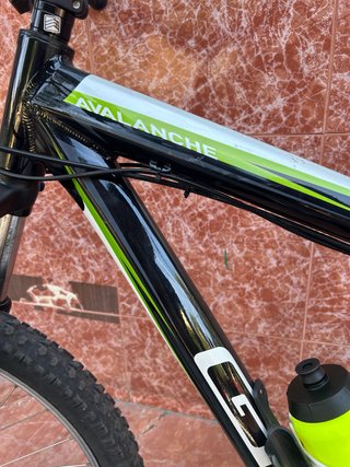 Bicicleta de Montaña GT Avalanche