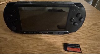 Consola Sony PSP Negra con cargador