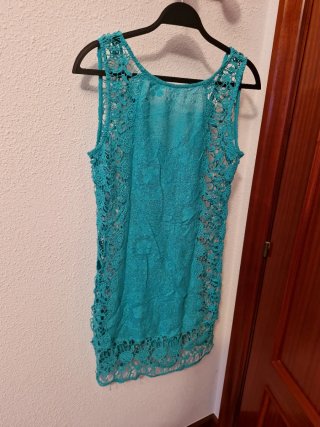 Vestido de encaje turquesa