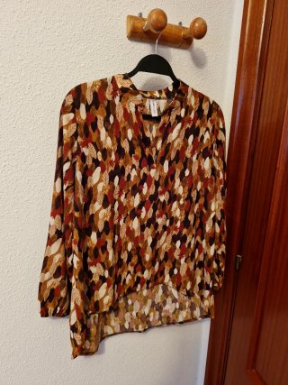 Blusa de manga larga estampada