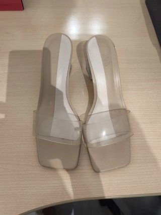 Sandalias Zara transparente