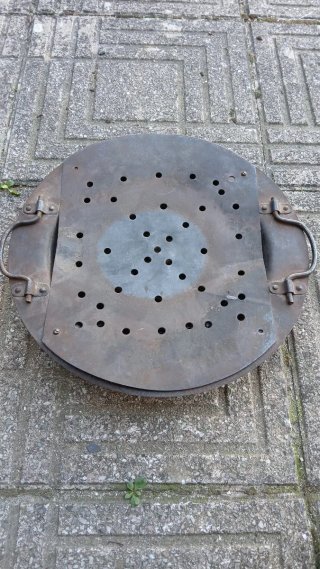 Brasero Antiguo de Metal