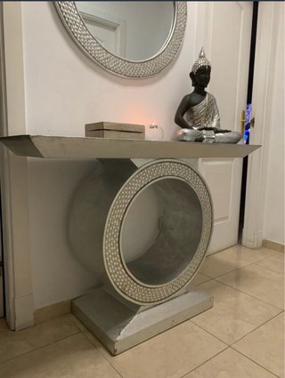 Recibidor de entrada metálico