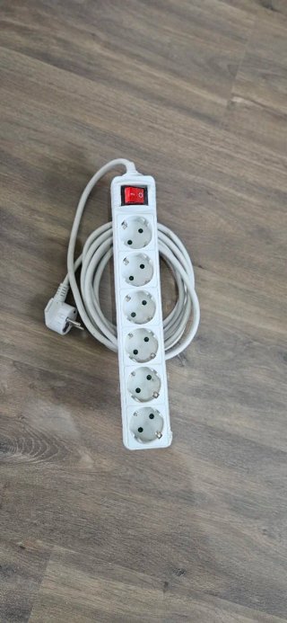 Regleta de 6 enchufes con interruptor, 3 metros