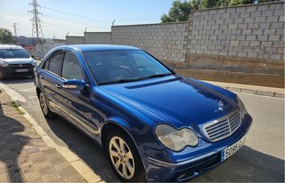 Mercedes-Benz Clase C220 143cv