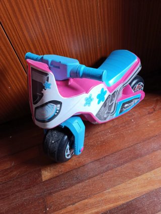 Moto correpasillos infantil