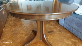 Mesa de comedor redonda extensible
