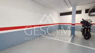 Garaje en venta en Les Planes en Sant Joan Despí