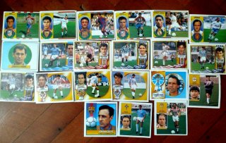 Lote de 20 cromos de fútbol antiguos