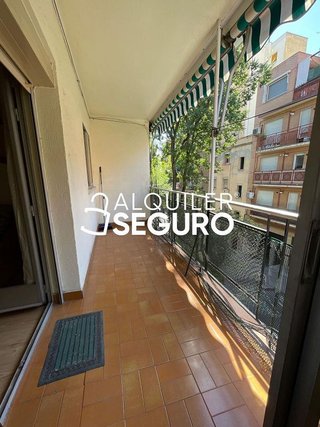 Piso en alquiler en Comillas en Madrid