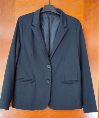 Blazer entallada azul marino
