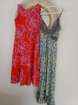 Lote de 2 vestidos