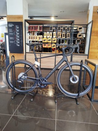 Bicicleta de Carretera Cube Attain C:62 SLT