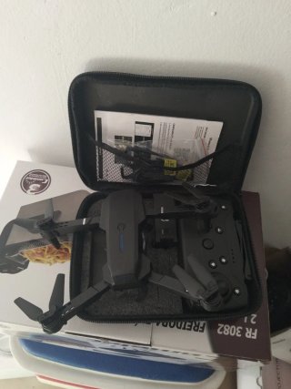 Dron E88 Negro