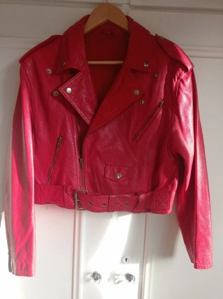 Cazadora de Piel Roja Talla 40