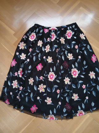 Falda de tul con flores Zara Talla S