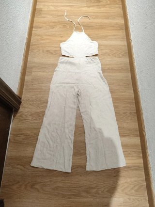 Mono de verano beige