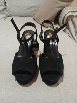 Sandalias de Tacón Negras Destroy