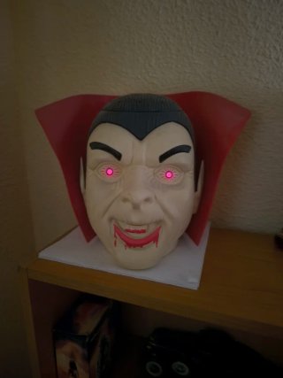 Cabeza Expositora Vintage de Drácula año 2005