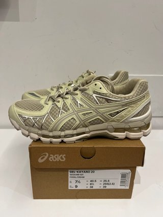 Zapatillas Asics Gel Kayano 20 Fossil 40.5 Nuevas