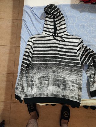 Sudadera Billabong rayas blanco y negro