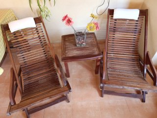 Conjunto de Teca para Terraza (2 Tumbonas + Mesa)