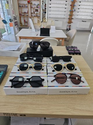 Lote 6 Gafas de Sol Goodbye, Rita