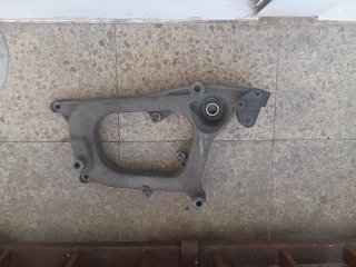Soporte motor Piaggio X8