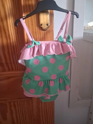Bañador de niña con lunares