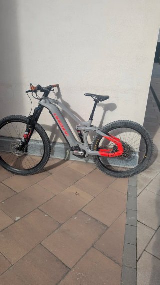 Bicicleta Eléctrica Haibike AllMtn 6