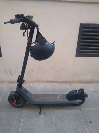 Patinete Eléctrico NIU KQi2 Pro Gris y Negro