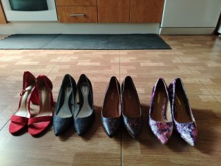 Lote de 4 pares de zapatos de tacón