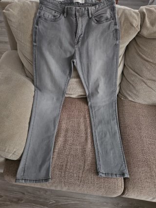 Pantalón vaquero gris Skinny