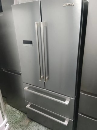 Nevera Smeg de Acero Inoxidable