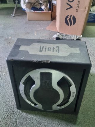 Subwoofer Vieta con Etapa de Potencia