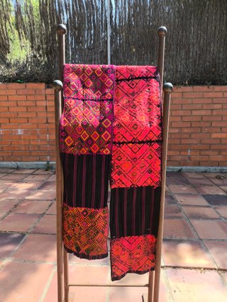 Faja ceremonial guatemalteca telar granate