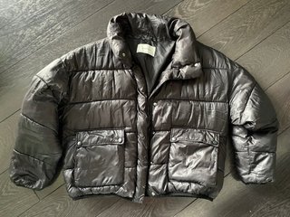 Cazadora Stradivarius Negra