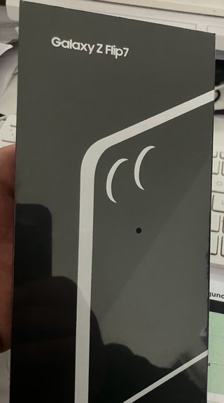 Samsung Galaxy Z Flip 7 NUEVO **