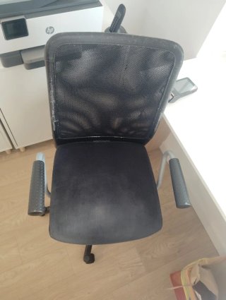 Silla de escritorio negra