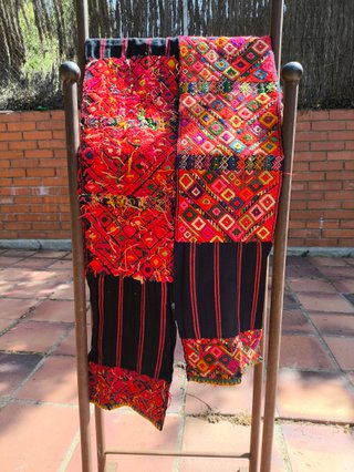 Faja ceremonial guatemalteca roja telar cintura