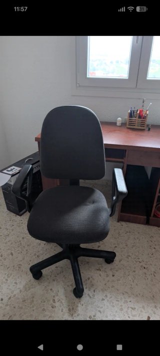Silla de escritorio gris