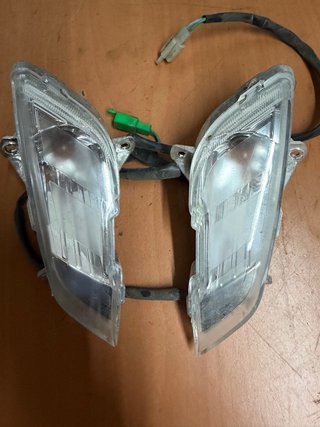 Intermitentes Peugeot Tweet 125 (2019)
