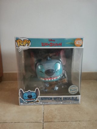 Funko Pop Mega Stitch con Ukulele 1419