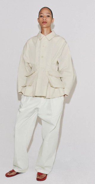Gabardina Beige Nueva con Etiqueta