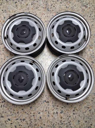 4 Llantas y Tapacubos Renault Trafic 3