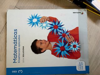 se venden libros de tercero y cuarto de la eso