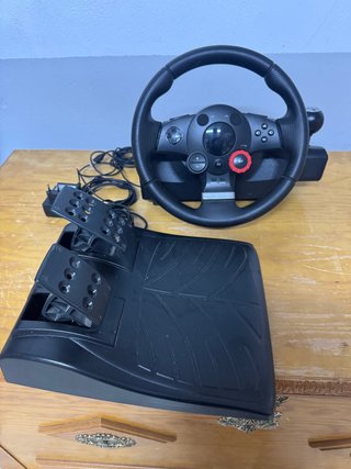 Volante Logitech Driving Force GT
